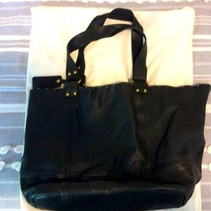 Gorgeous satchel bag by Monserat de Lucca